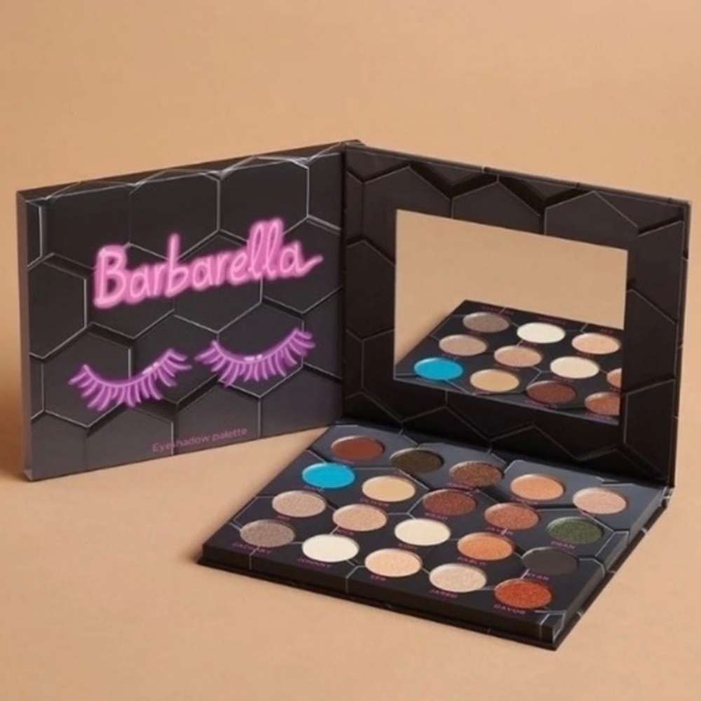 💎 Barbarella Eyeshadow Palette Full-Size New